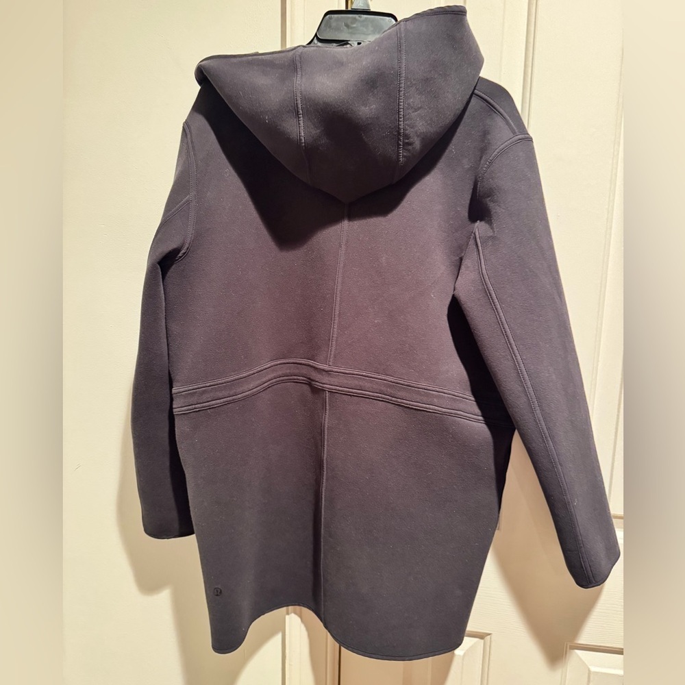Lululemon Women's reversible Hooded Jacket - Picture 3 of 7